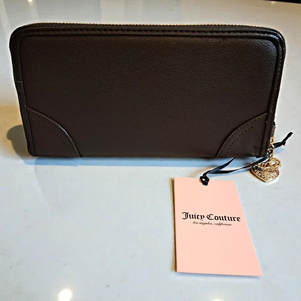 Juicy Couture Heritage Large Zip Around Raspberry Tart Box Set – NWT